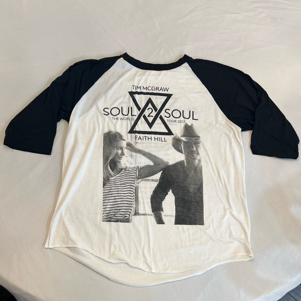 2017 TIM MCGRAW & FAITH HILL Soul 2 Soul World Tour 3/4 Sleeve Concert Shirt, XL